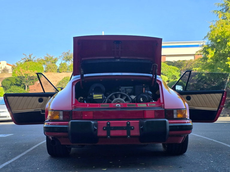 Porsche 911 Carrera 3.2