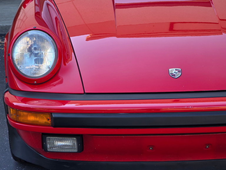 Porsche 911 Carrera 3.2