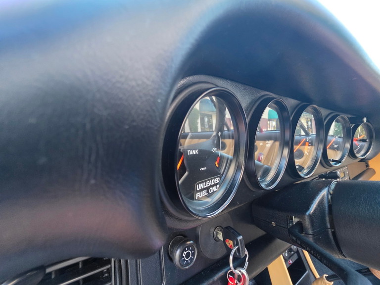 Porsche 911 Carrera 3.2