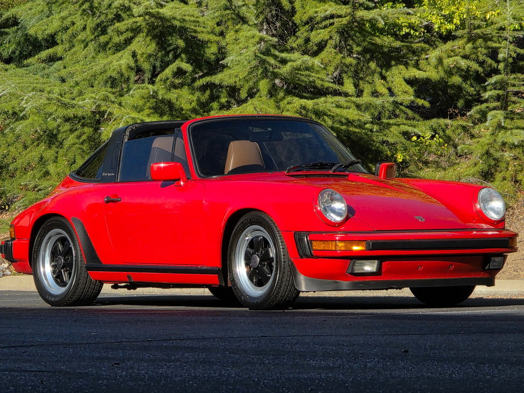 Porsche 911 Carrera 3.2