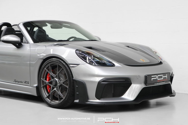 Porsche 718 Spyder RS