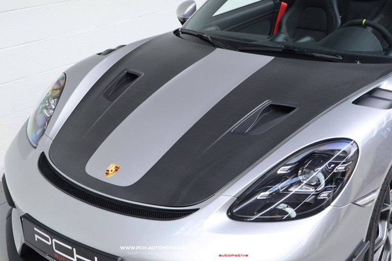 Porsche 718 Spyder RS
