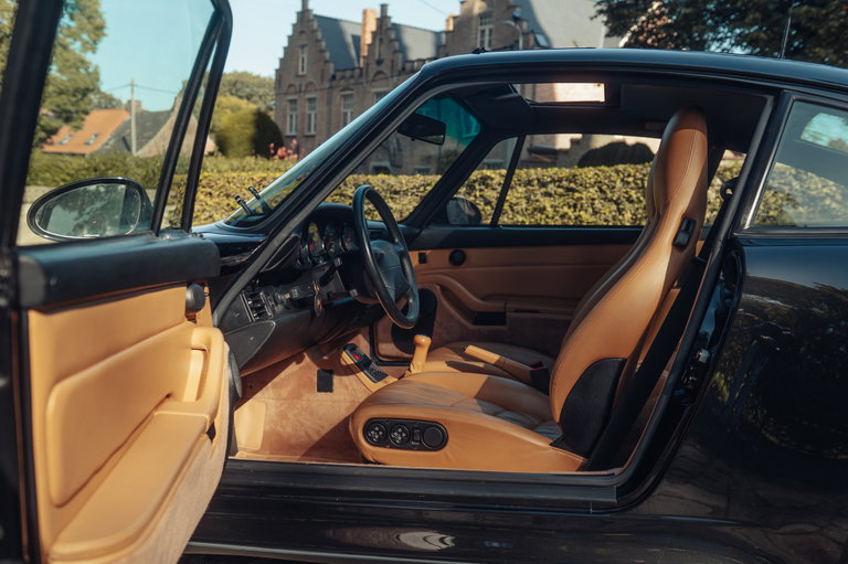 Porsche 993 Carrera 4S