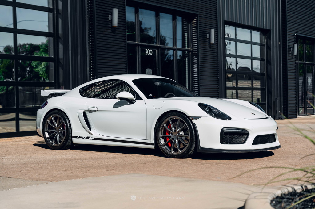 Porsche 981 Cayman GT4