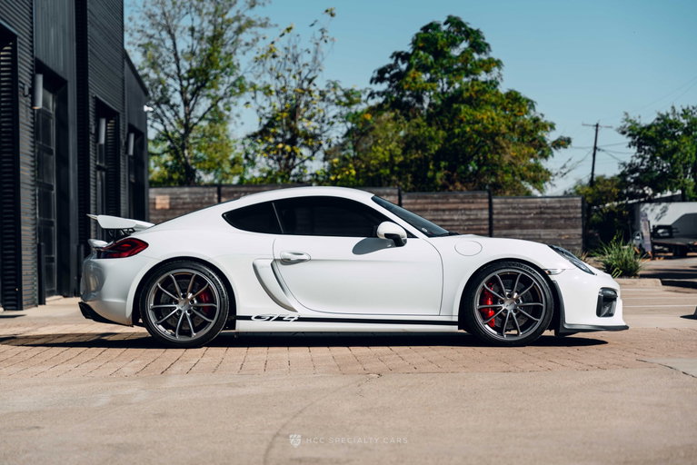 Porsche 981 Cayman GT4
