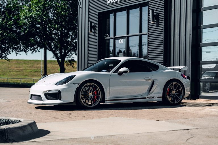 Porsche 981 Cayman GT4