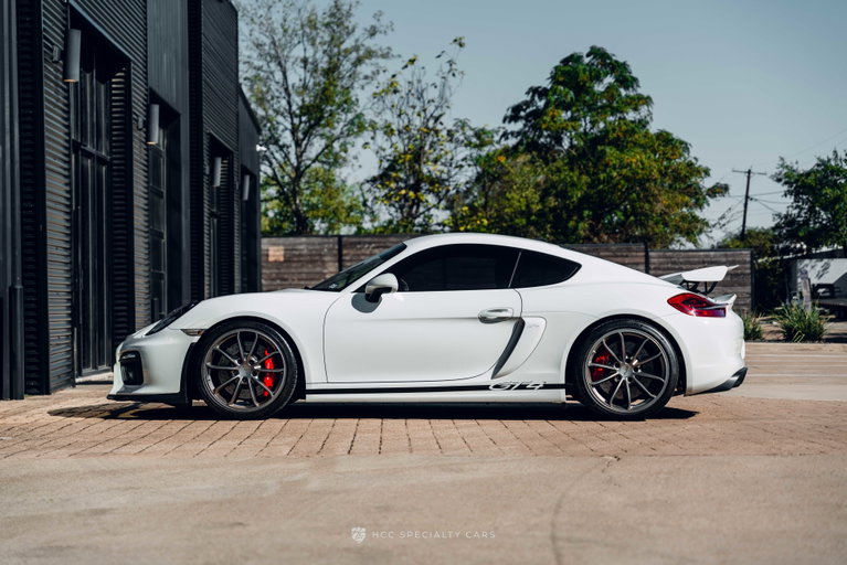Porsche 981 Cayman GT4