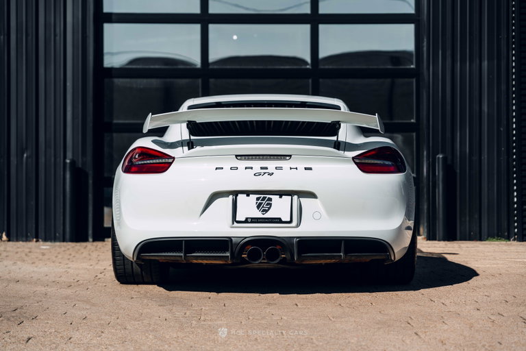 Porsche 981 Cayman GT4