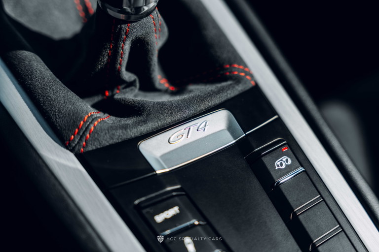 Porsche 981 Cayman GT4