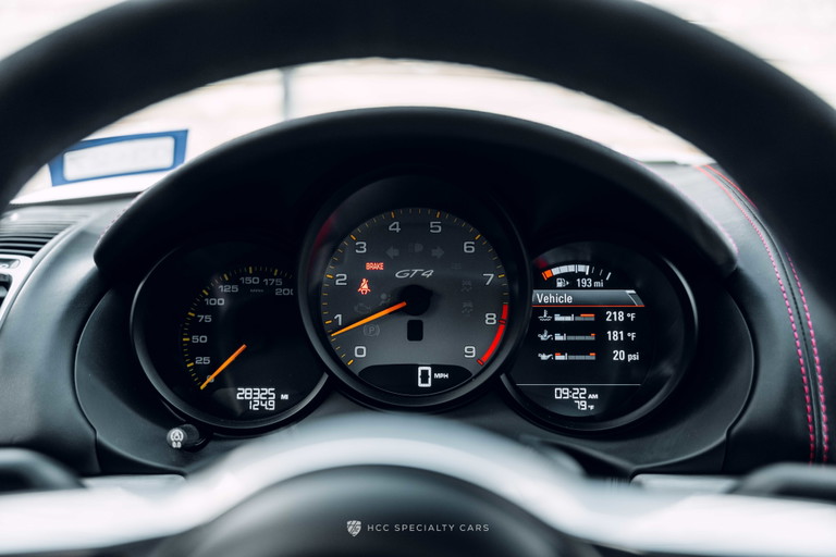 Porsche 981 Cayman GT4