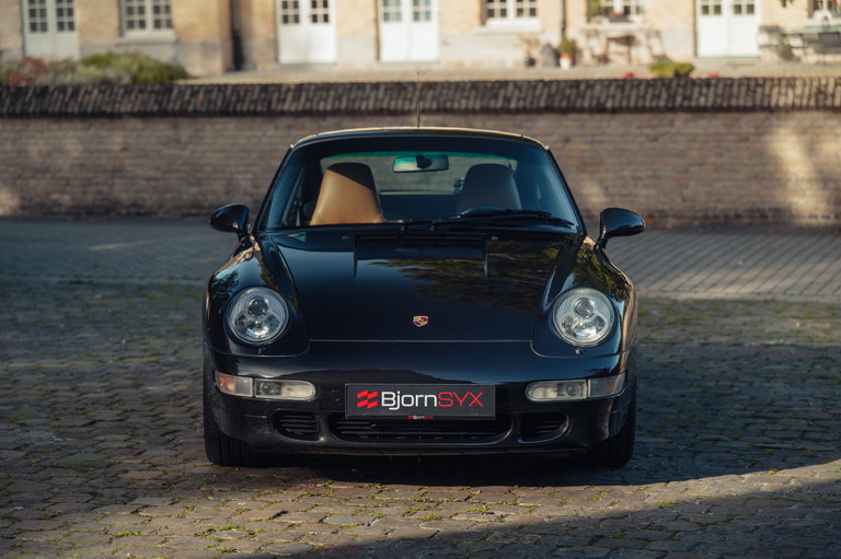 Porsche 993 Carrera 4S