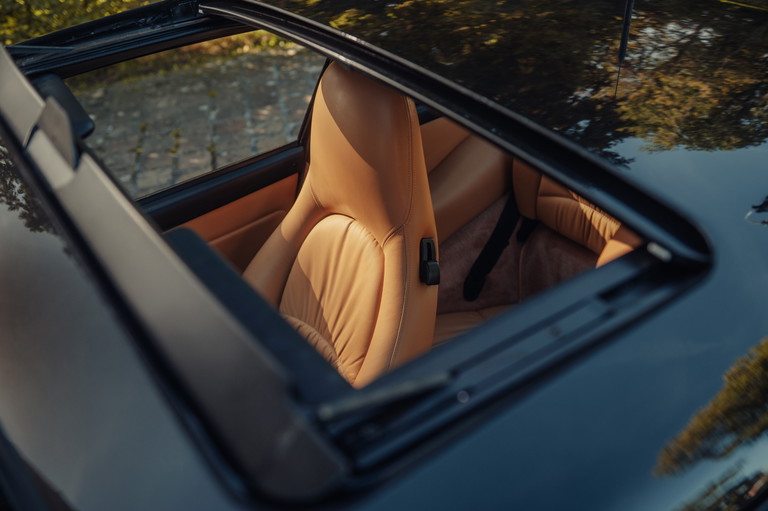 Porsche 993 Carrera 4S