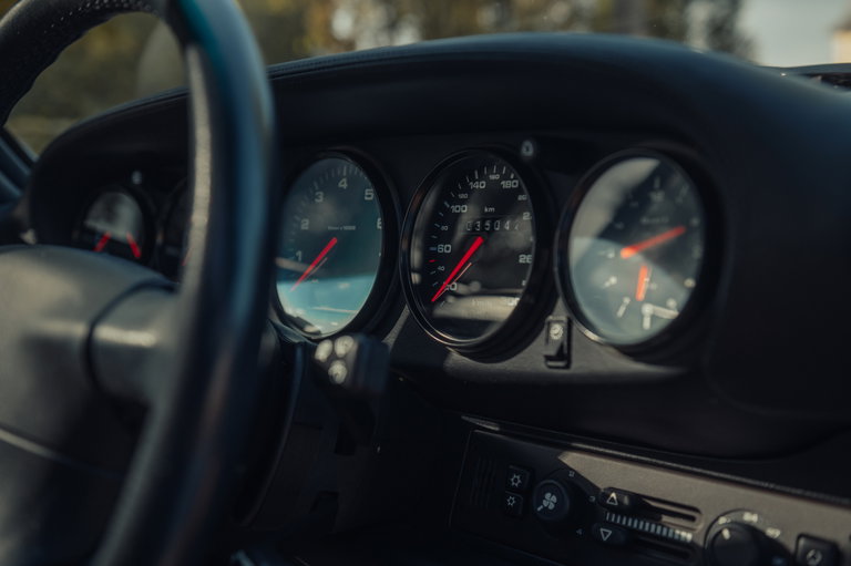 Porsche 993 Carrera 4S