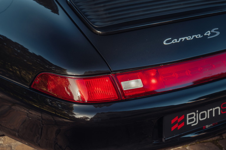Porsche 993 Carrera 4S