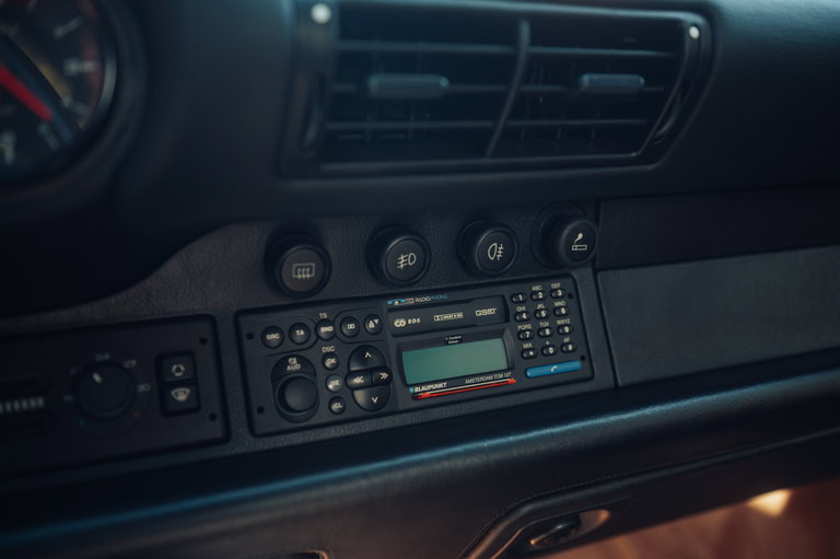 Porsche 993 Carrera 4S