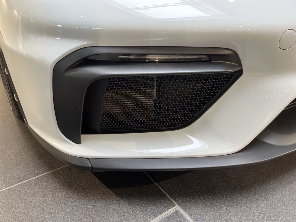 Porsche 718 Spyder