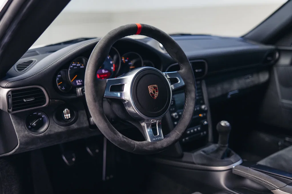 Porsche 997.2 GT3 RS 4.0