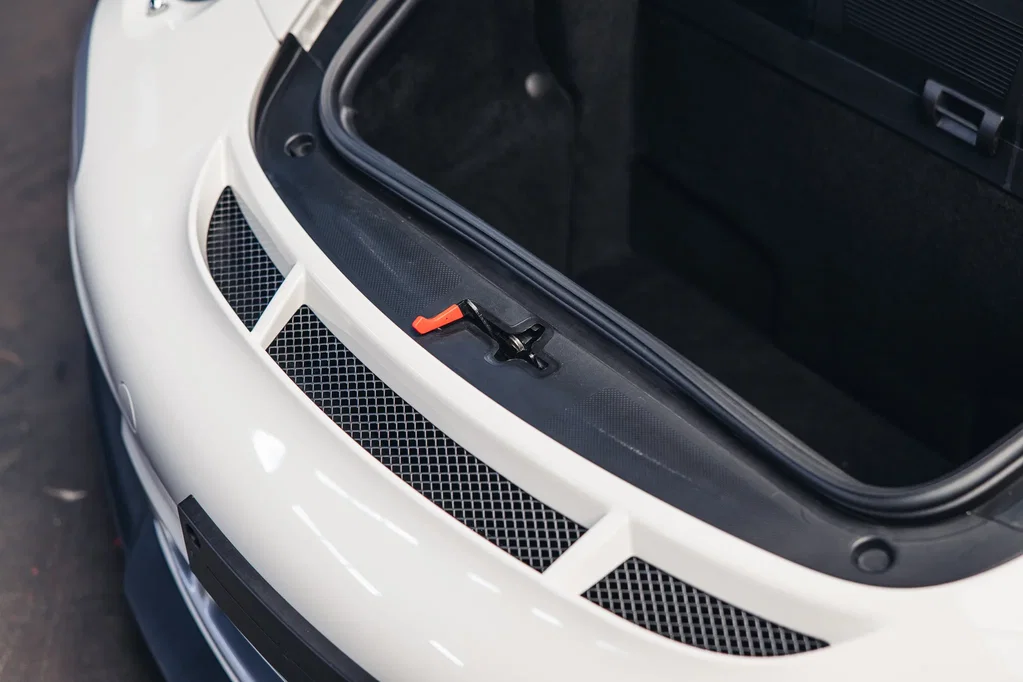 Porsche 997.2 GT3 RS 4.0