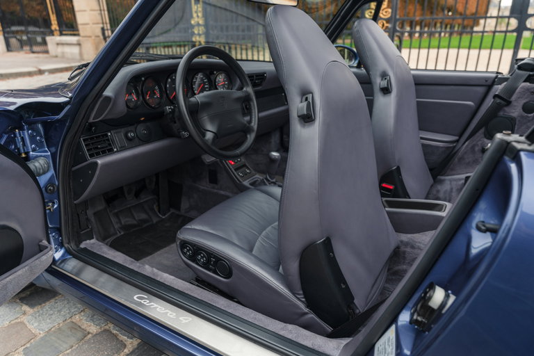 Porsche 993 Carrera 4