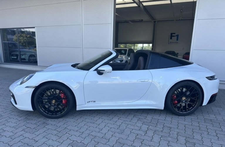 Porsche 992 Targa 4 GTS