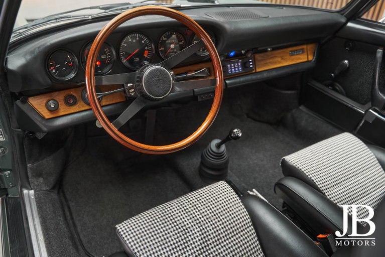 Porsche 911 T