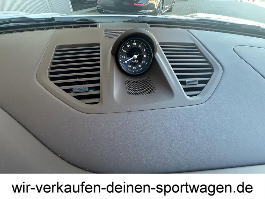 Porsche 992 Targa 4 GTS