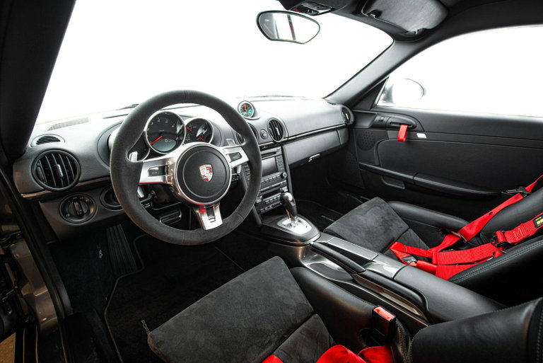 Porsche 987 Cayman R
