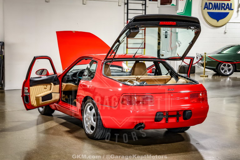 Porsche 968