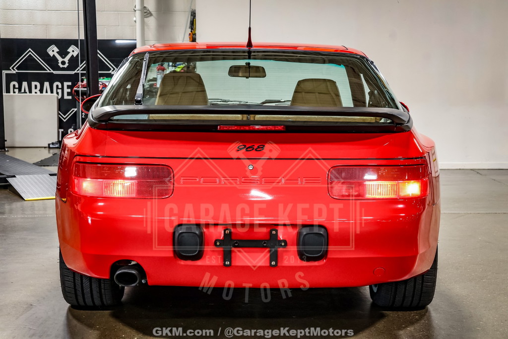 Porsche 968