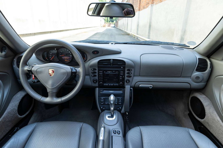 Porsche 996.2 Carrera 4S