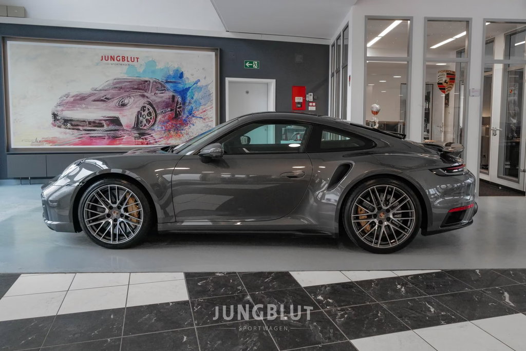 Porsche 992 Turbo S