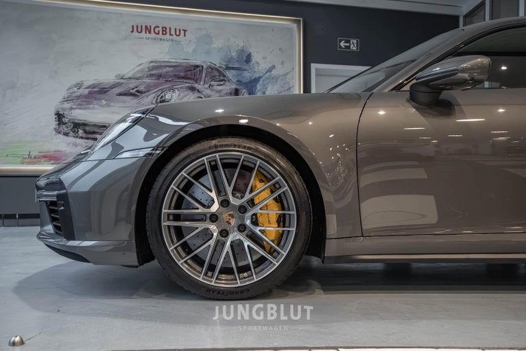 Porsche 992 Turbo S
