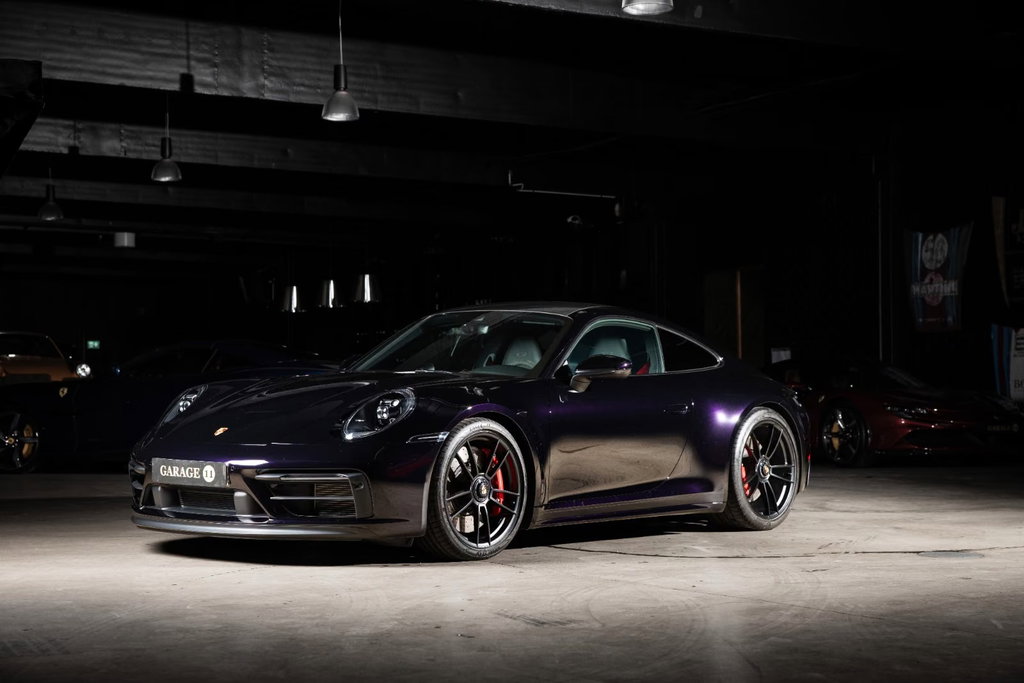 Porsche 992 Carrera GTS