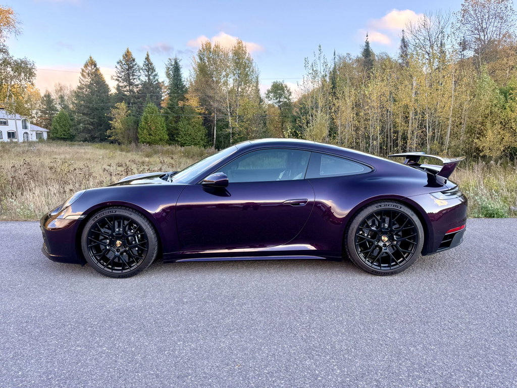 Porsche 992 Carrera 4 GTS