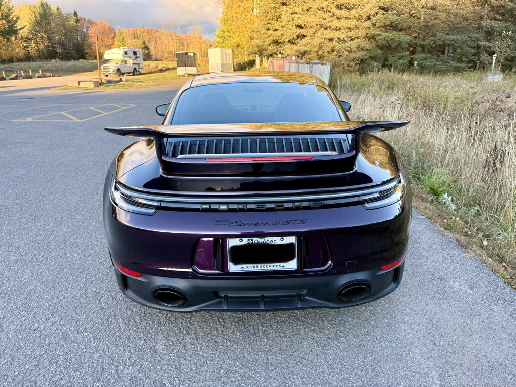 Porsche 992 Carrera 4 GTS