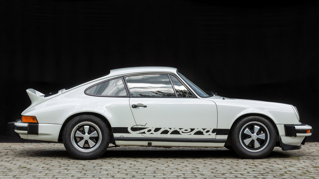 Porsche 911 Carrera 2.7