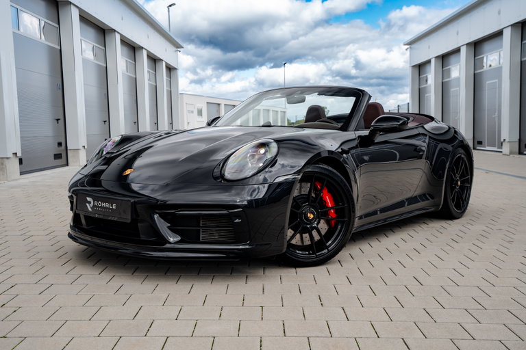 Porsche 992 Carrera GTS