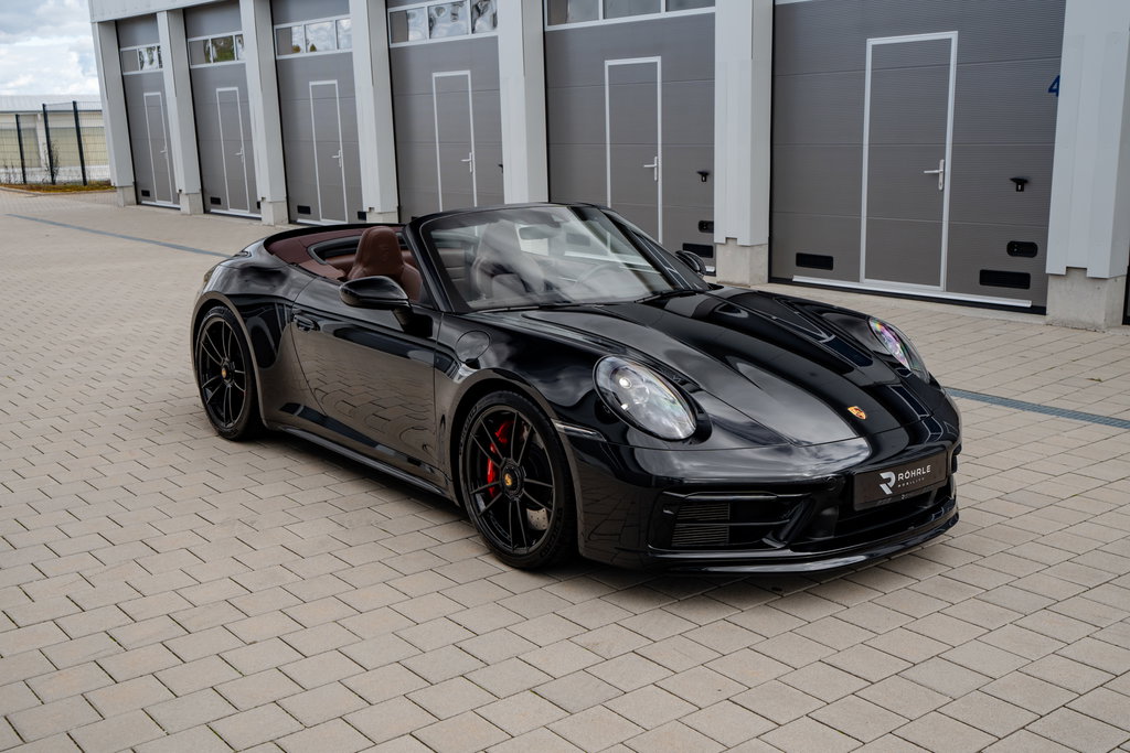 Porsche 992 Carrera GTS