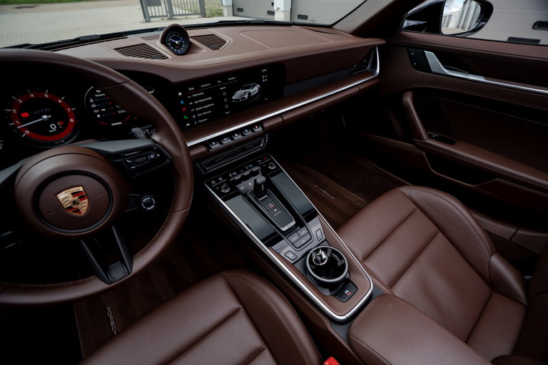 Porsche 992 Carrera GTS