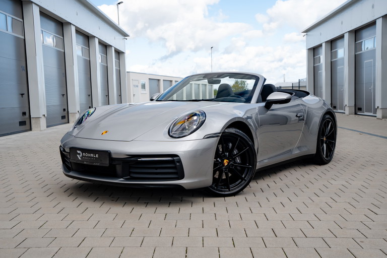 Porsche 992 Carrera