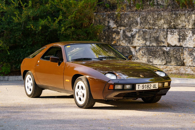 Porsche 928