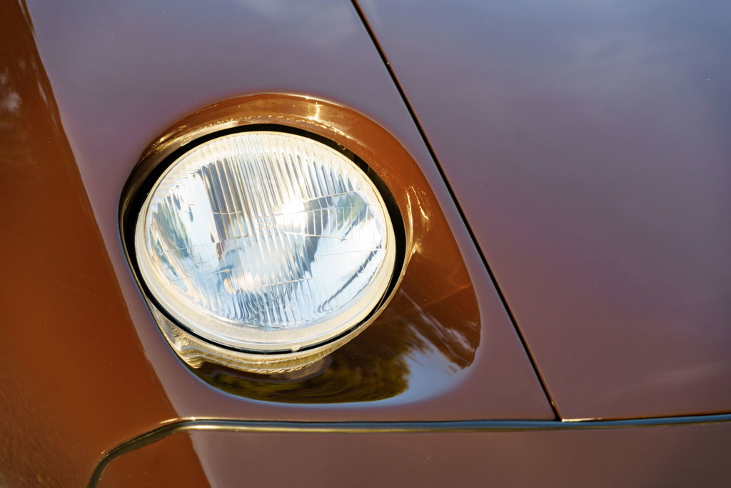 Porsche 928