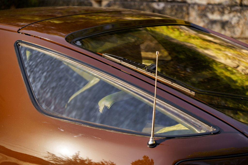 Porsche 928