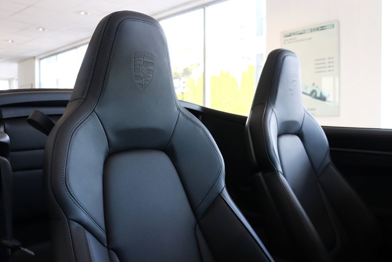Porsche 992.2 Carrera GTS