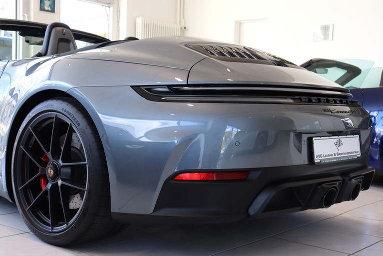 Porsche 992.2 Carrera GTS