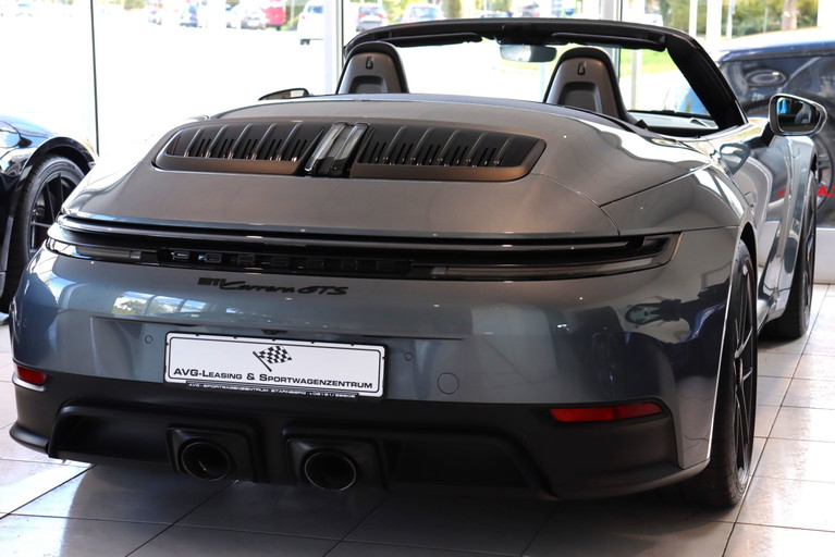Porsche 992.2 Carrera GTS