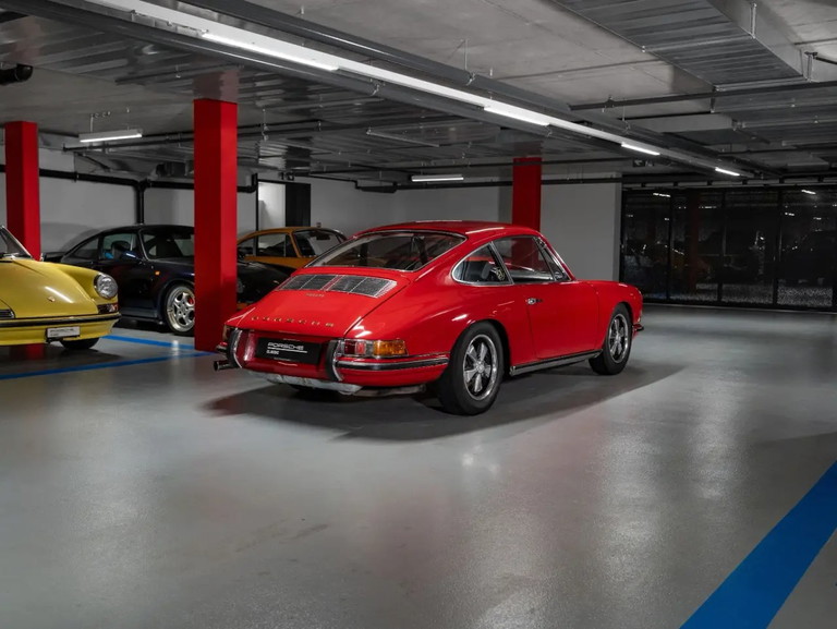 Porsche 911 S (F-Modell)