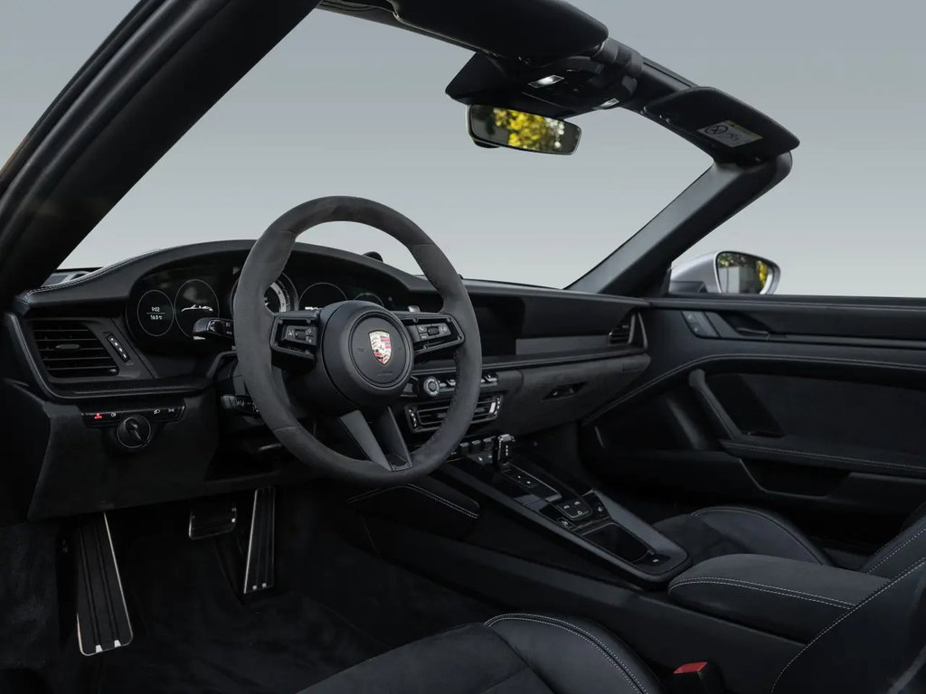 Porsche 992 Carrera GTS