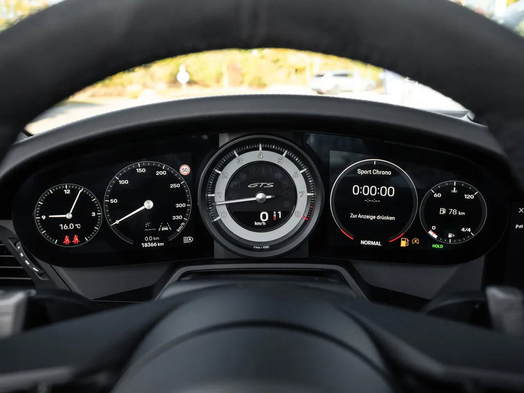 Porsche 992 Carrera GTS