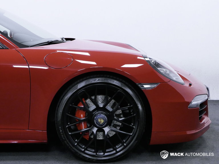 Porsche 991 Carrera 4 GTS